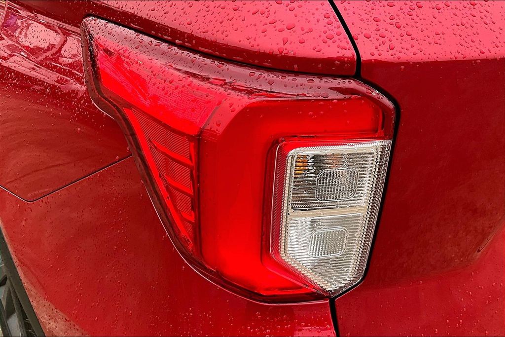 2023 Ford Explorer XLT Red at Baytown Hyundai