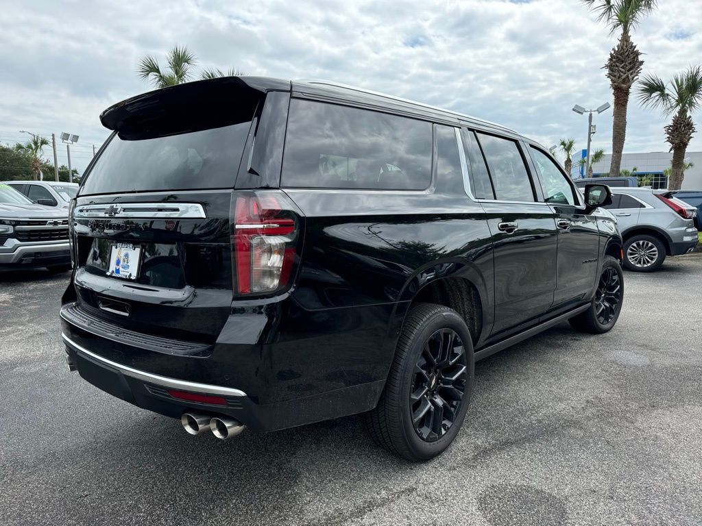 2024 Chevrolet Suburban High Country 8