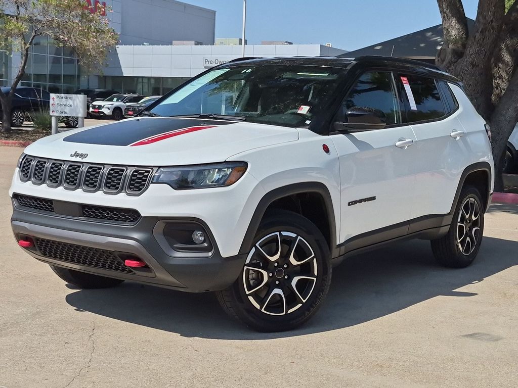 Bright White Clearcoat 2025 Jeep Compass SUV / Crossover Four-Wheel Drive 8-Speed Automatic
