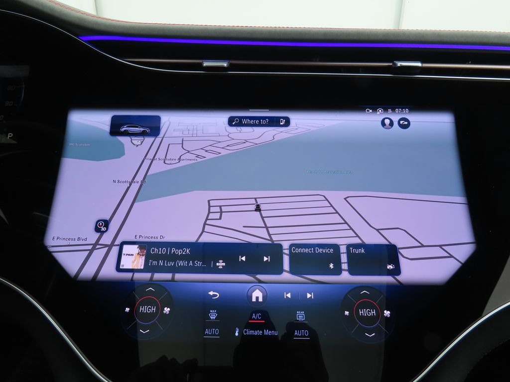 2025 Mercedes-Benz EQE AMG 16
