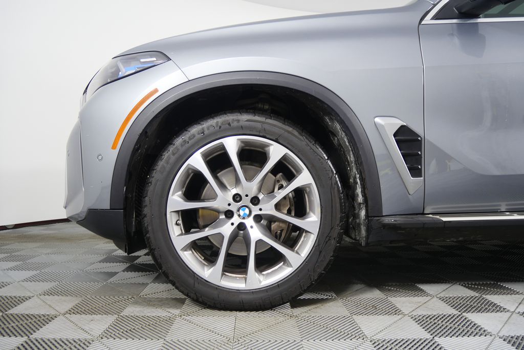 Thumbnail: 2024 BMW X5 - 7