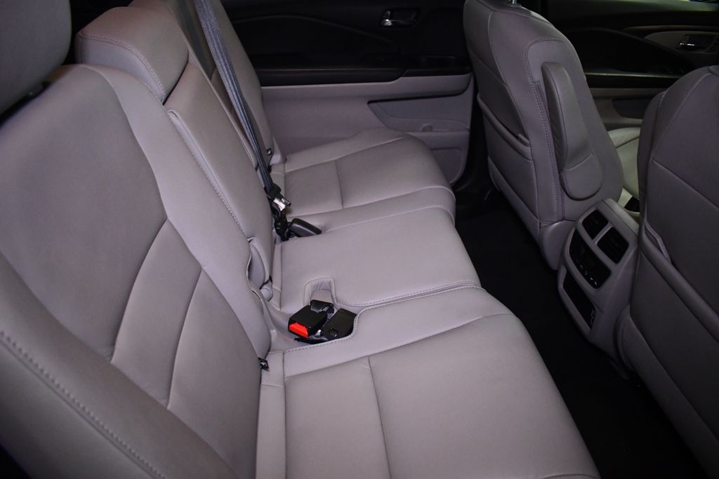 Thumbnail: 2021 Honda Pilot - 30