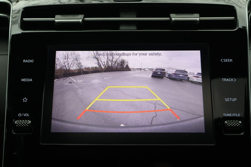 Thumbnail: 2022 Hyundai Santa Cruz - 16