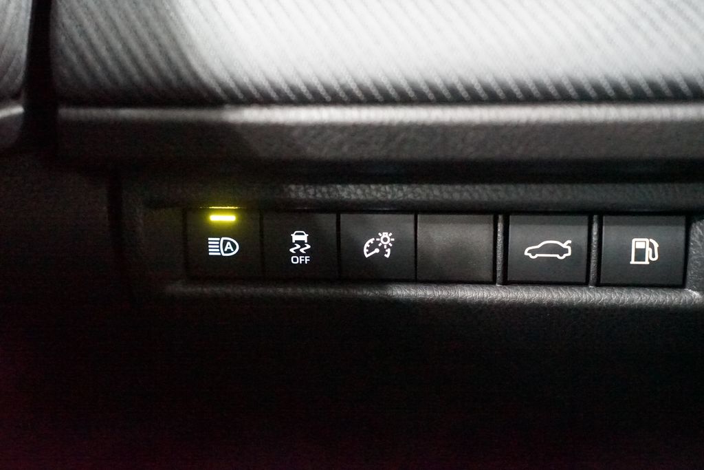 Thumbnail: 2026 Toyota Camry - 25