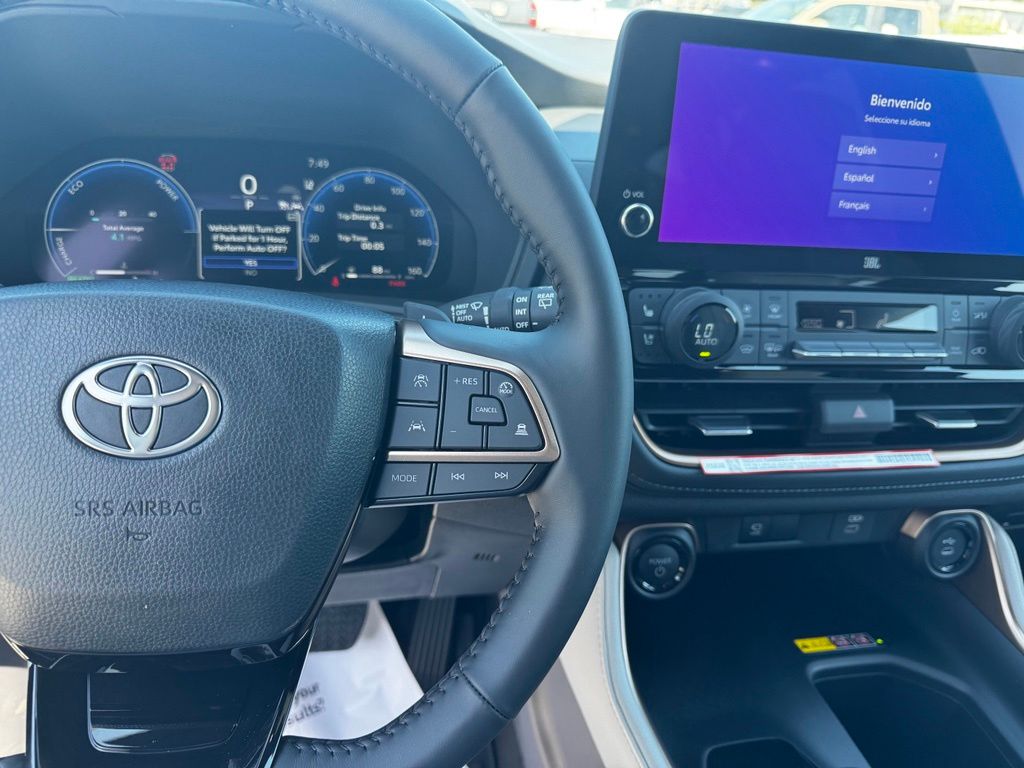 New 2026 Toyota Grand Highlander Hybrid SUV