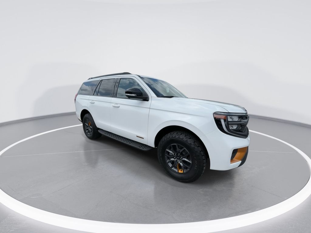 New 2026 Star White Metallic Tri-Coat Ford Tremor® image 9