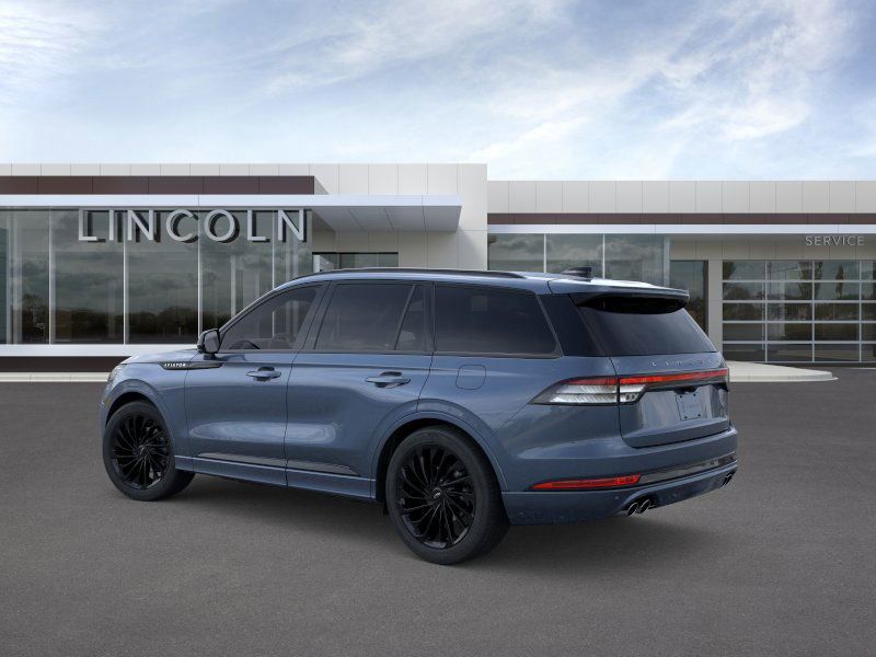 New 2026 Whisper Blue Metallic Clearcoat Lincoln Reserve image 4