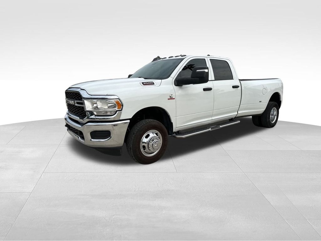 2024 Ram 3500 Tradesman 3