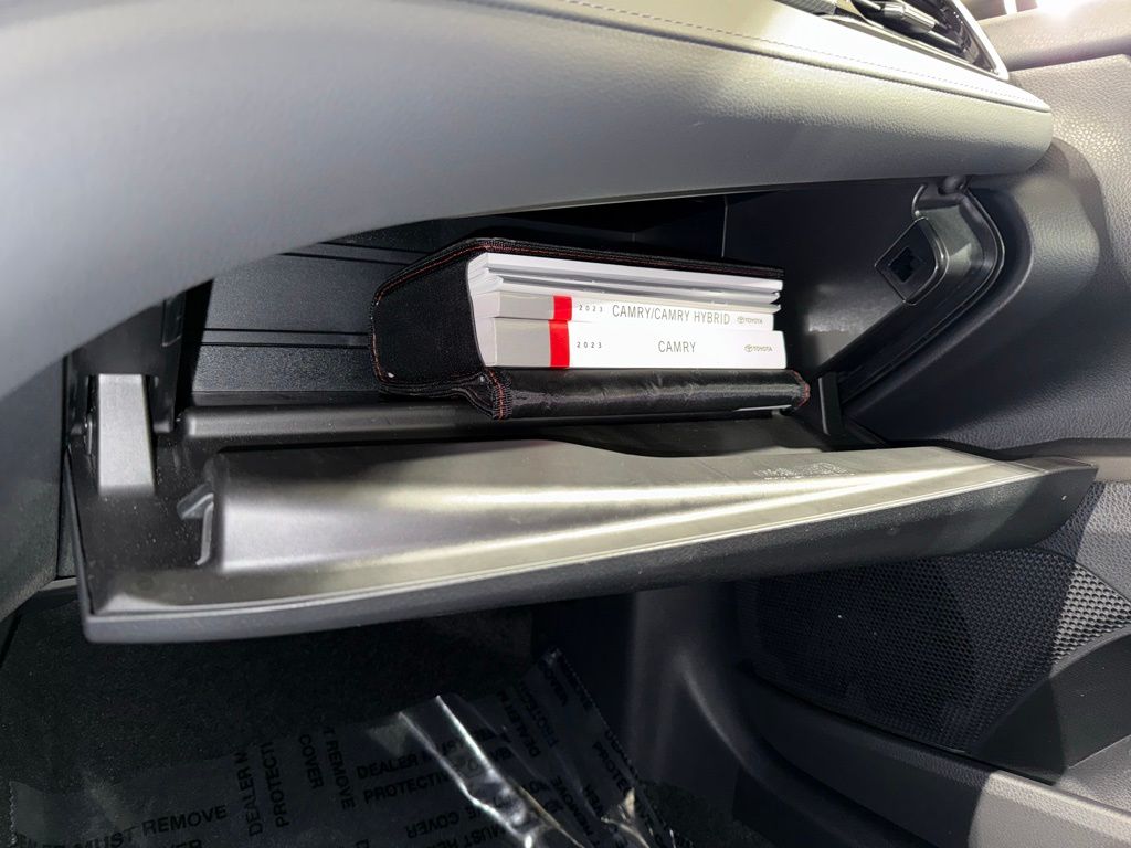 Thumbnail: 2023 Toyota Camry - 26