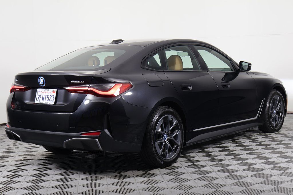 Thumbnail: 2023 BMW i4 - 4