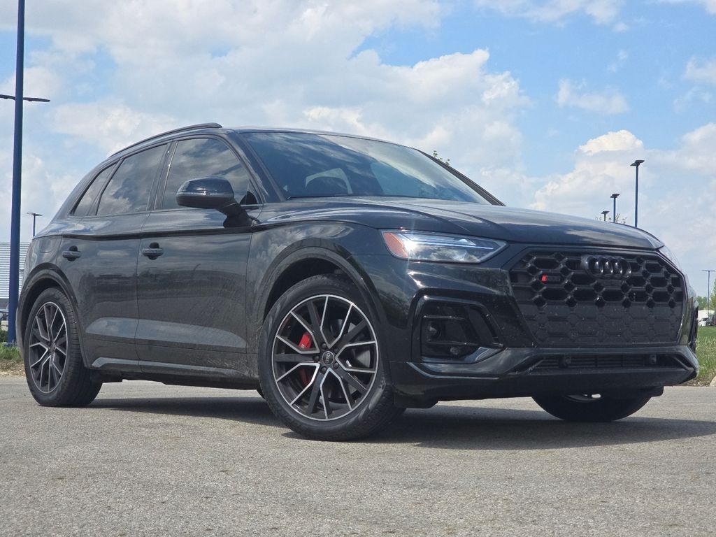 2025 Audi SQ5 Premium Plus quattro's photo