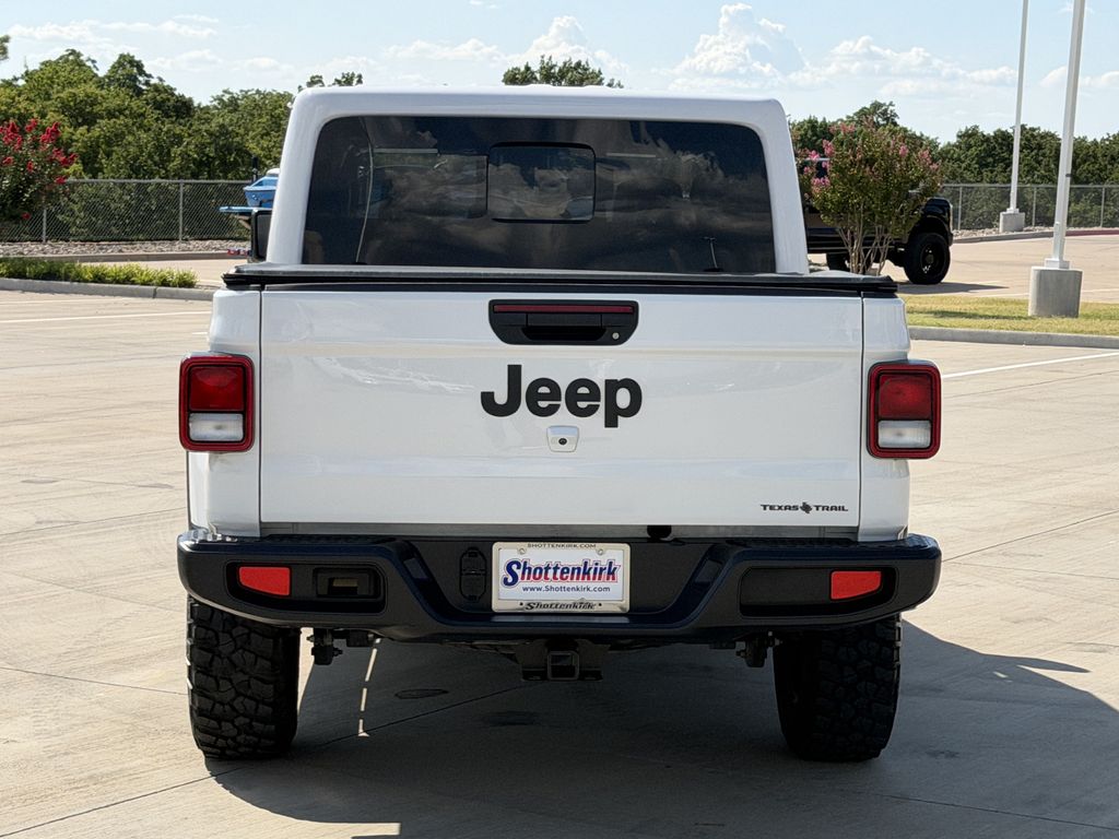 Used 2025 Jeep Gladiator Truck