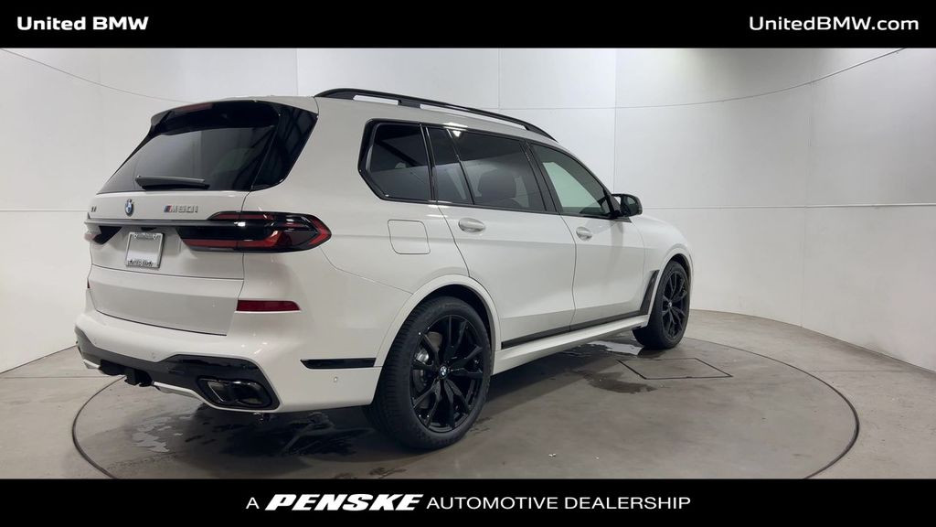 Thumbnail: 2026 BMW X7 - 8