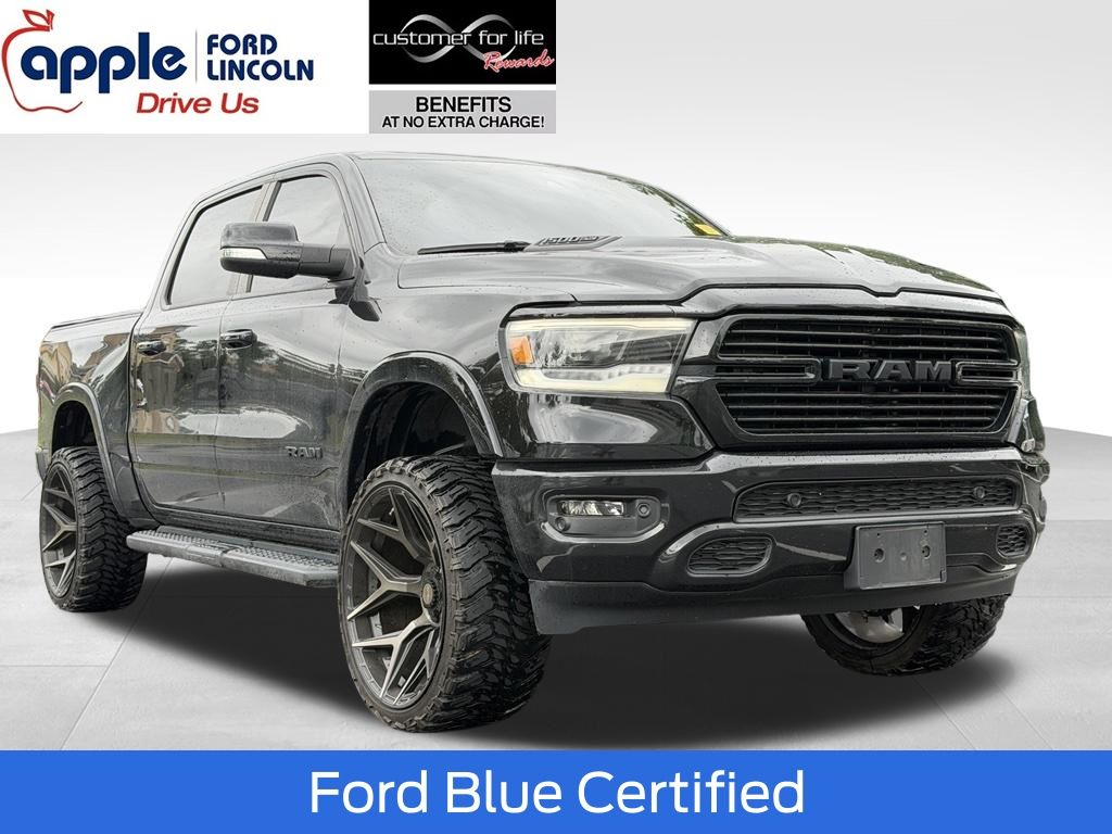 2022 RAM 1500 Negro (Diamond Black Crystal Pearlcoat) Camioneta Todo terreno 8 velocidades Automática