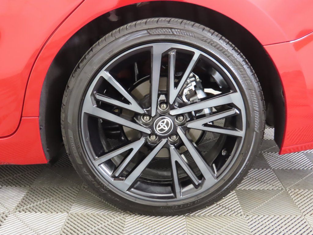 Thumbnail: 2025 Toyota Camry - 32