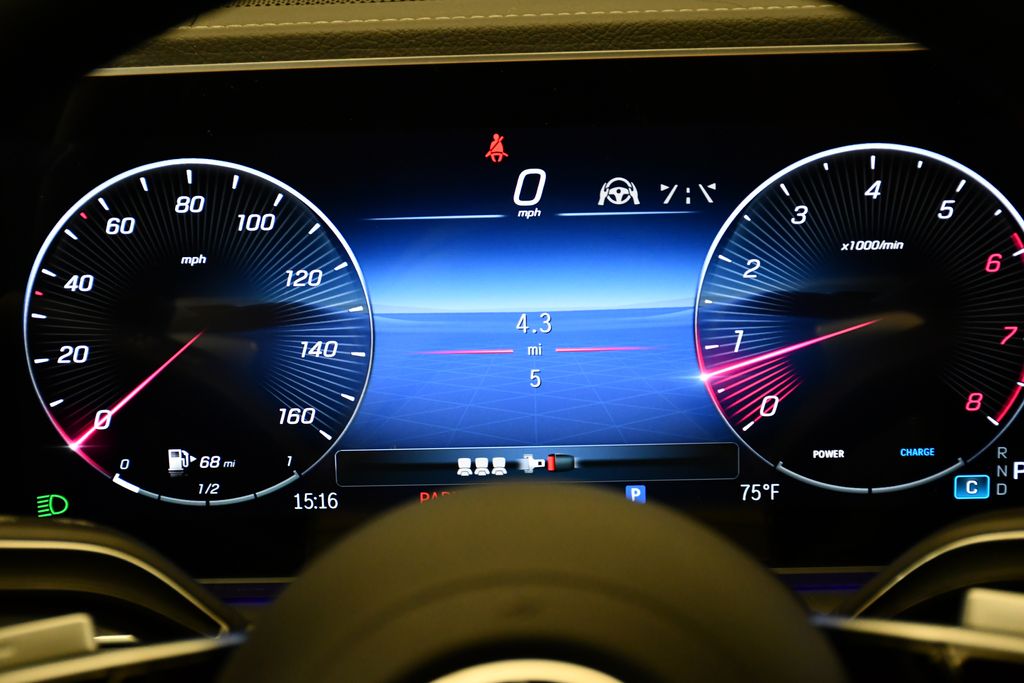 Thumbnail: 2026 Mercedes-Benz GLE - 25