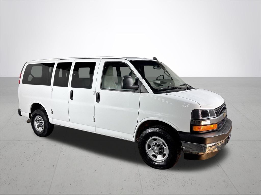 2018 Chevrolet Express 3500 LT