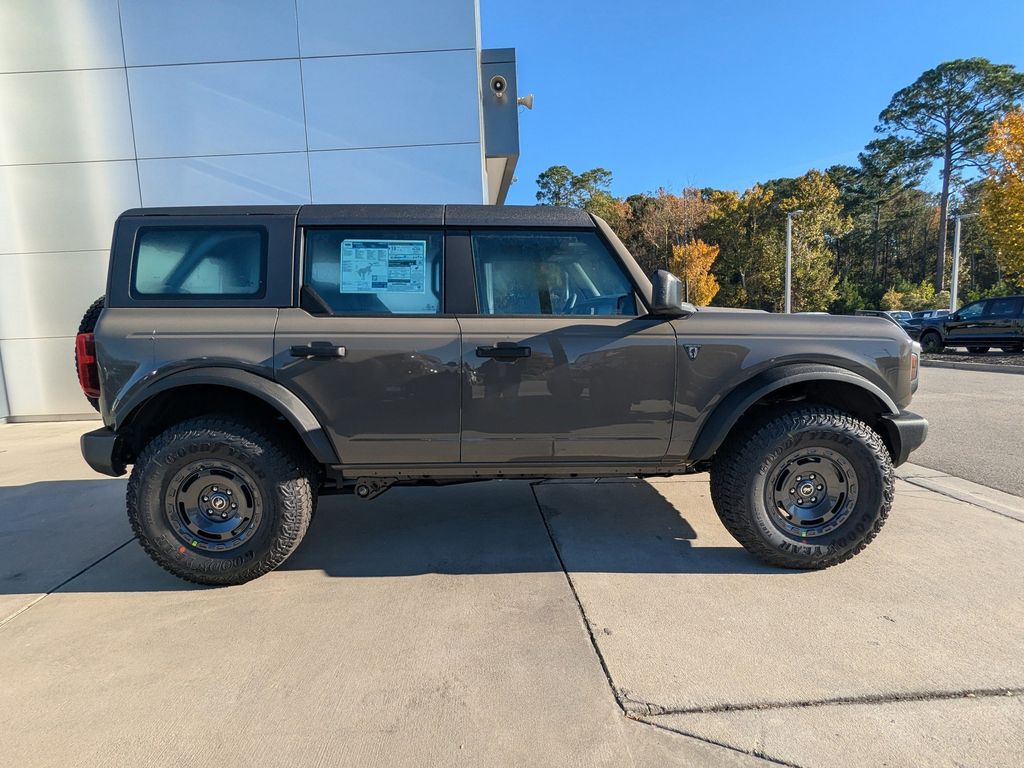 2025 Ford Bronco 