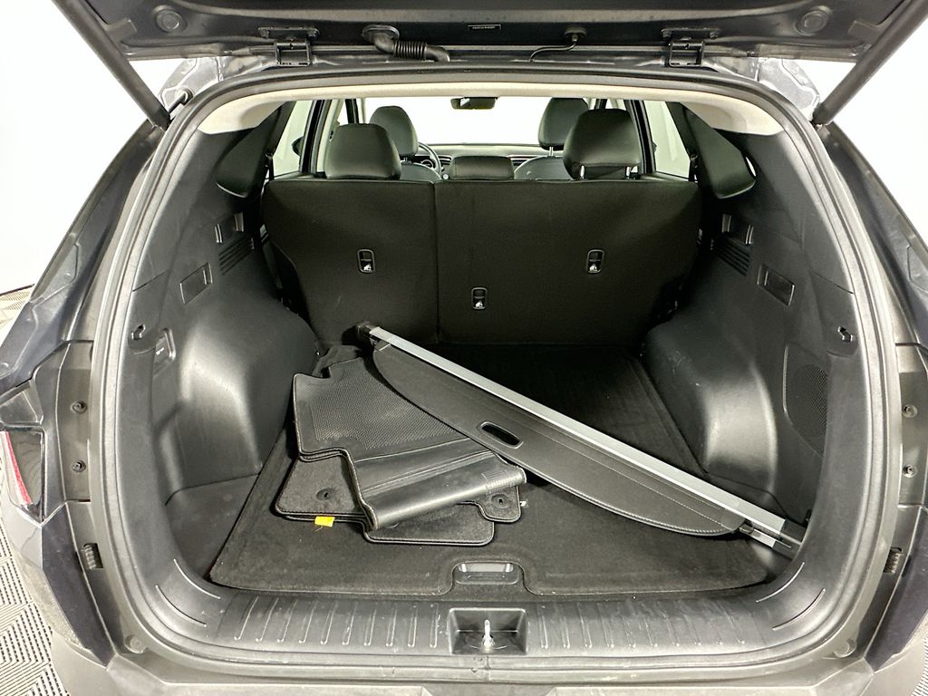 2022 Hyundai Tucson Limited 27