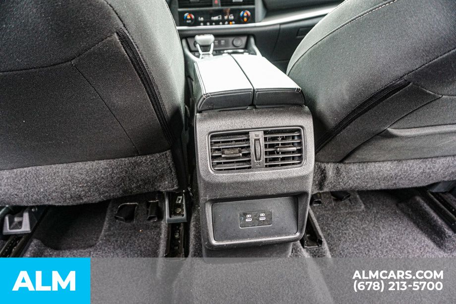 Used 2025 Gray Nissan SV image 30