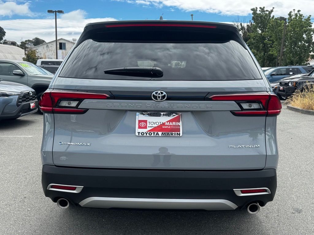 New 2026 Toyota Grand Highlander Hybrid SUV