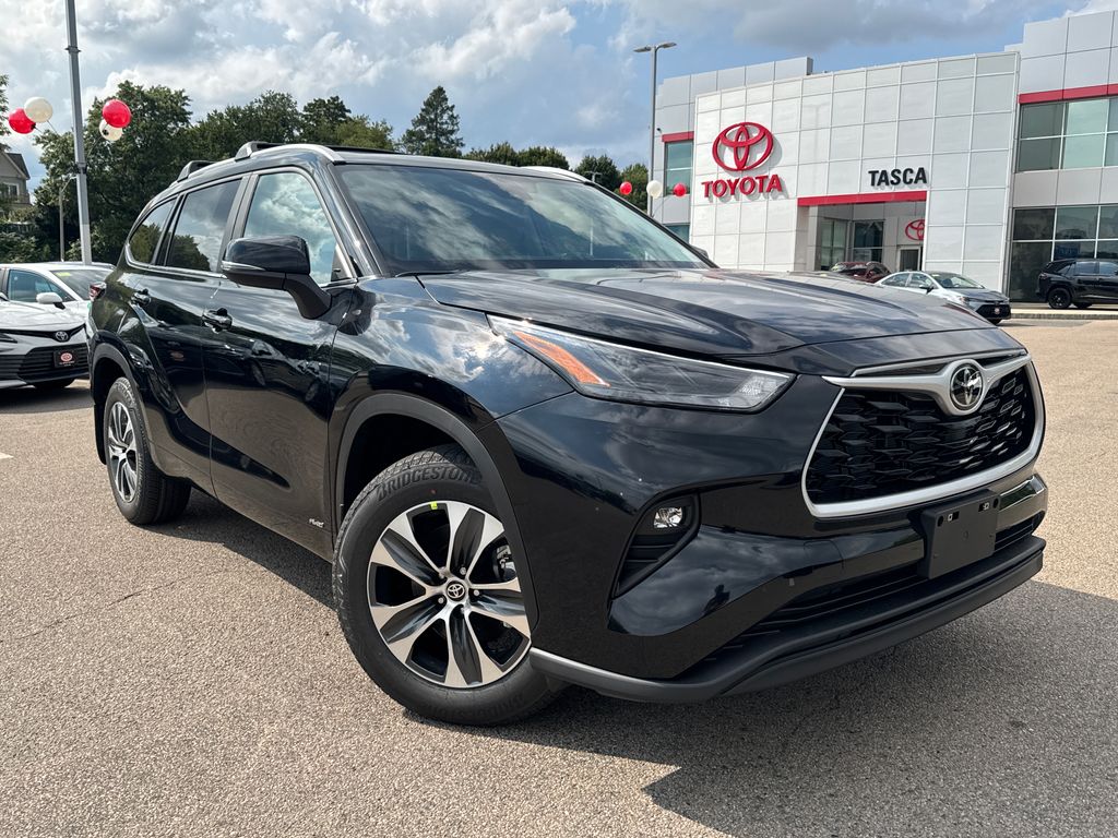Black 2026 Toyota Highlander Hybrid SUV / Crossover All-Wheel Drive Continuously Variable Transmission