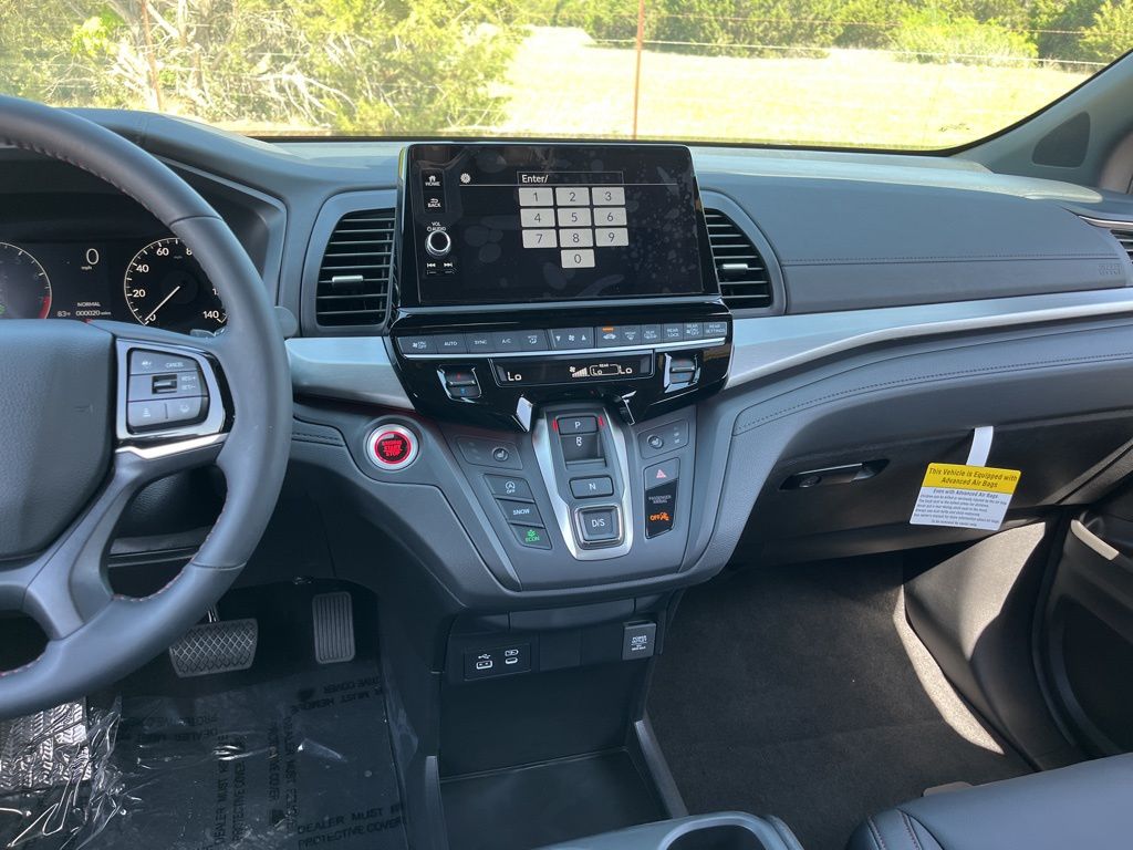 2025 Honda Odyssey Sport 9