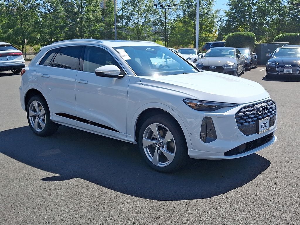 Thumbnail: 2025 Audi Q5 - 2