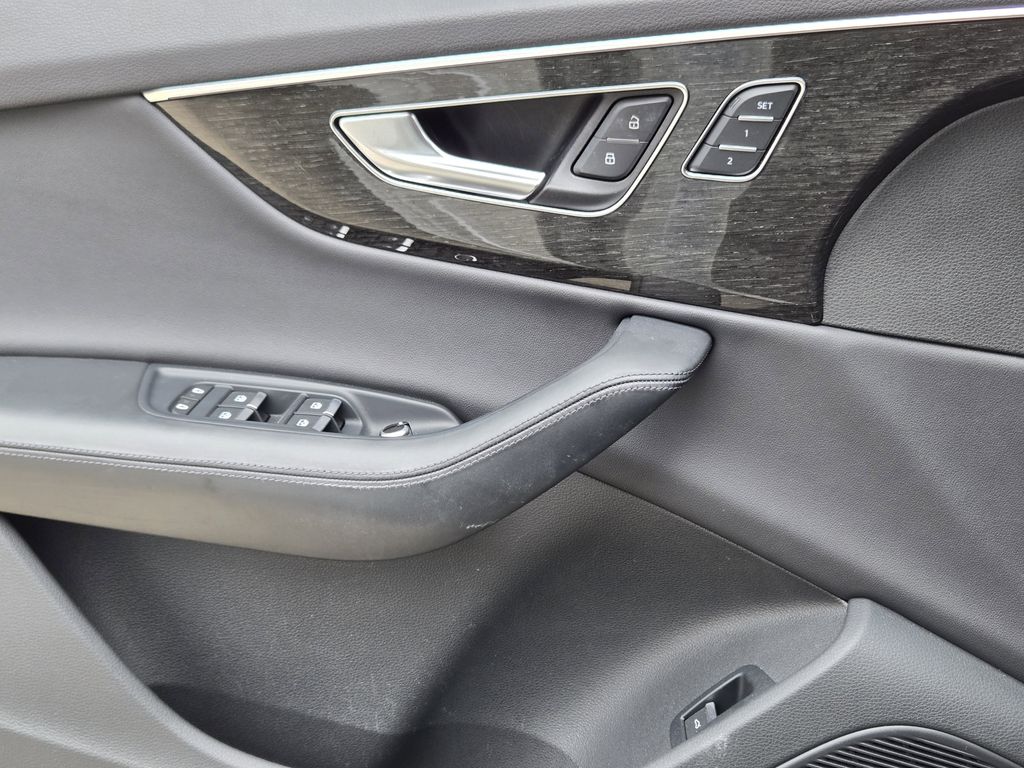 used 2021 Audi Q7 car, priced at $31,593