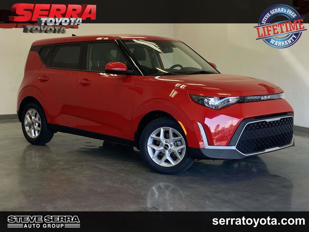 2024 Kia Soul LX FWD