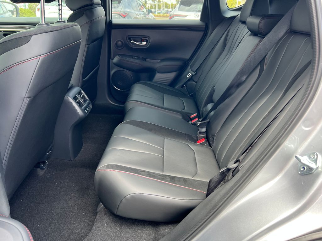 Thumbnail: 2025 Acura ADX - 21