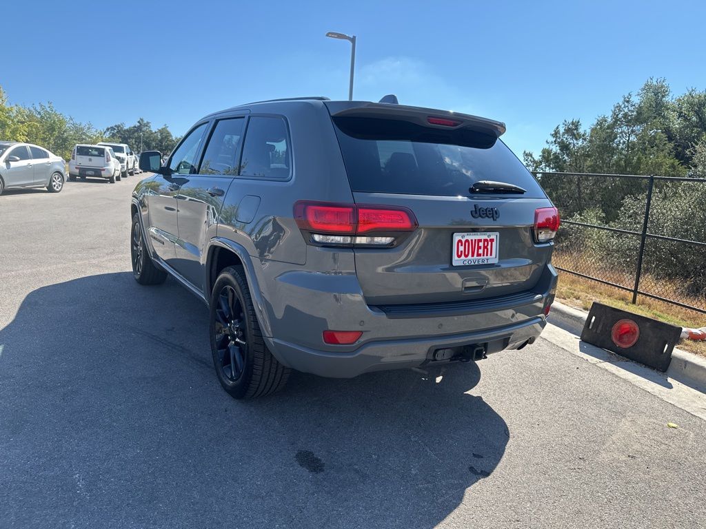 Used Car 2020 Jeep Grand Cherokee  Altitude For Sale Under $25,000 In Austin, Texas