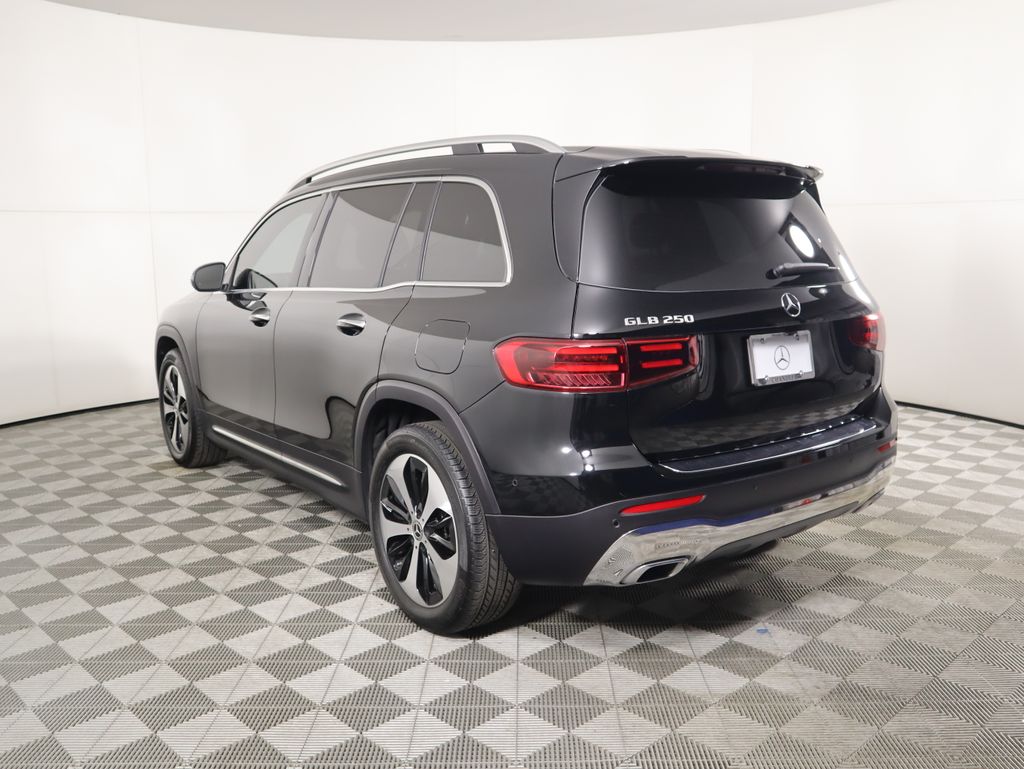 Thumbnail: 2025 Mercedes-Benz GLB - 7