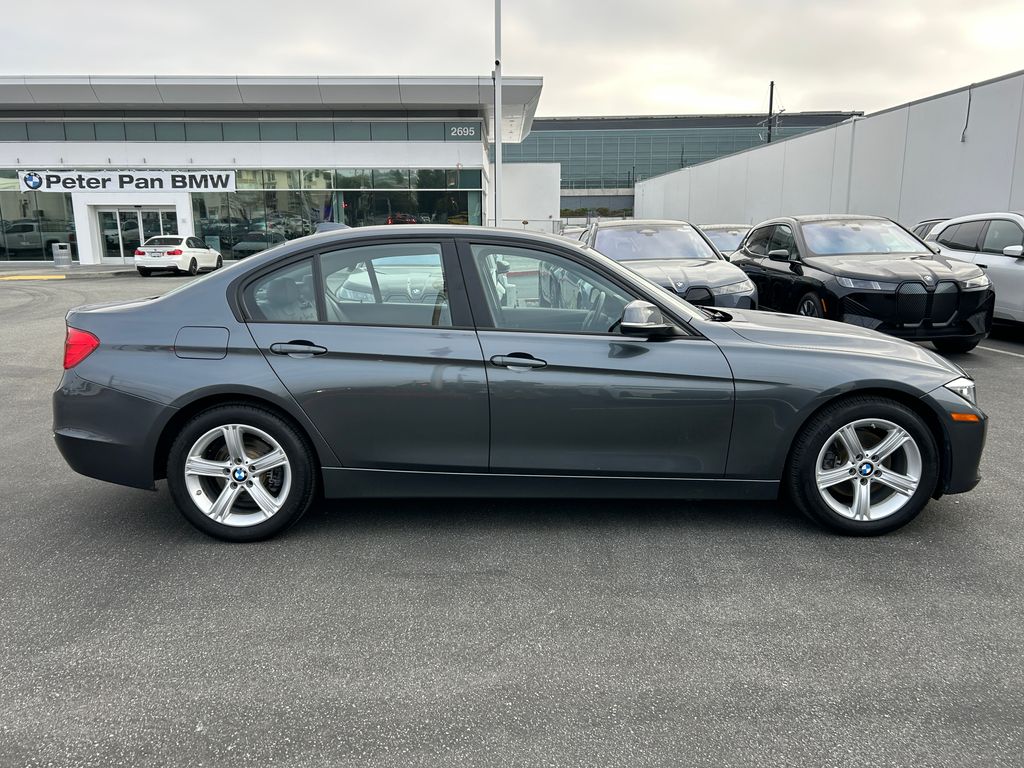 Thumbnail: 2015 BMW 3 Series - 6