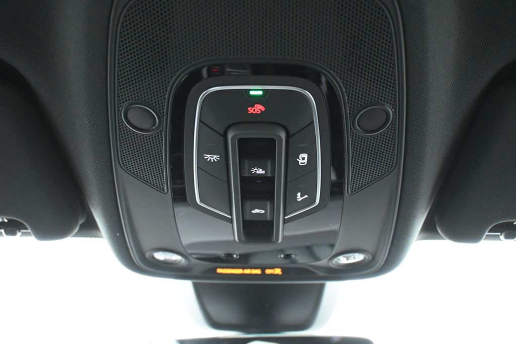 Thumbnail: 2026 Audi Q7 - 15