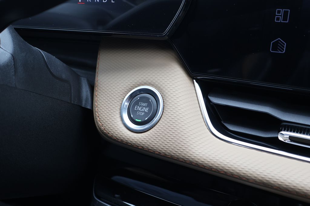 2026 Chevrolet Equinox ACTIV 29