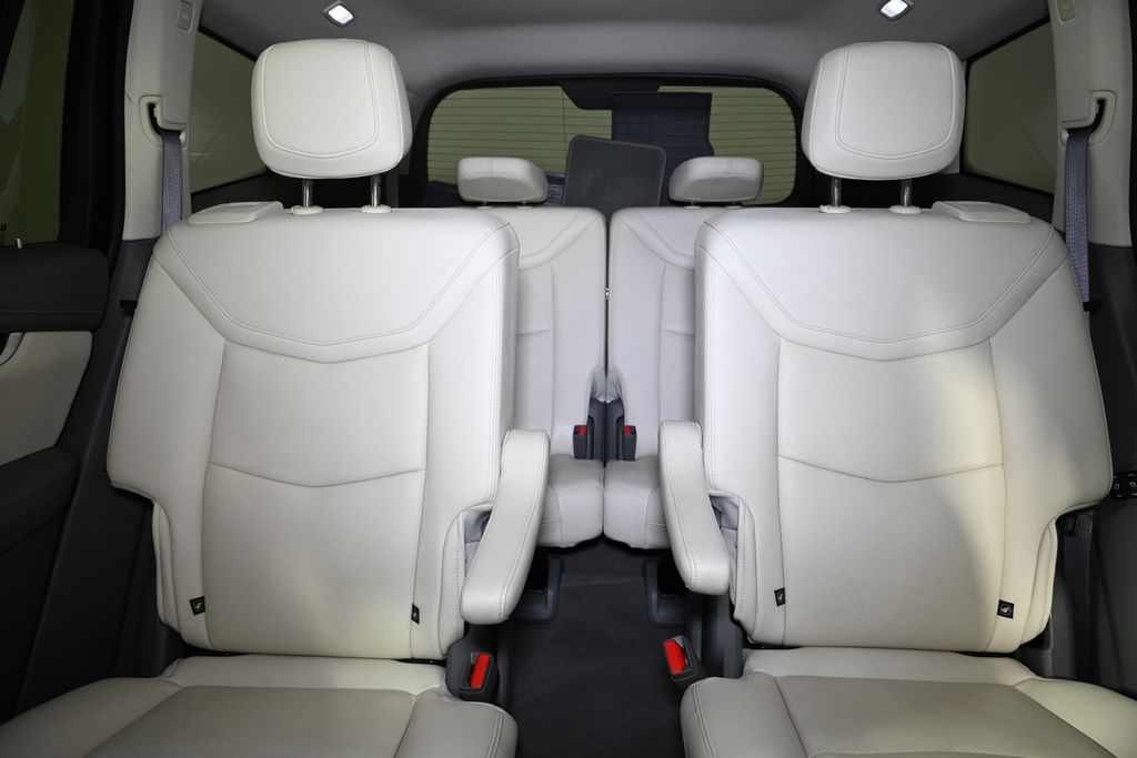 2021 Cadillac XT6 Premium Luxury 25