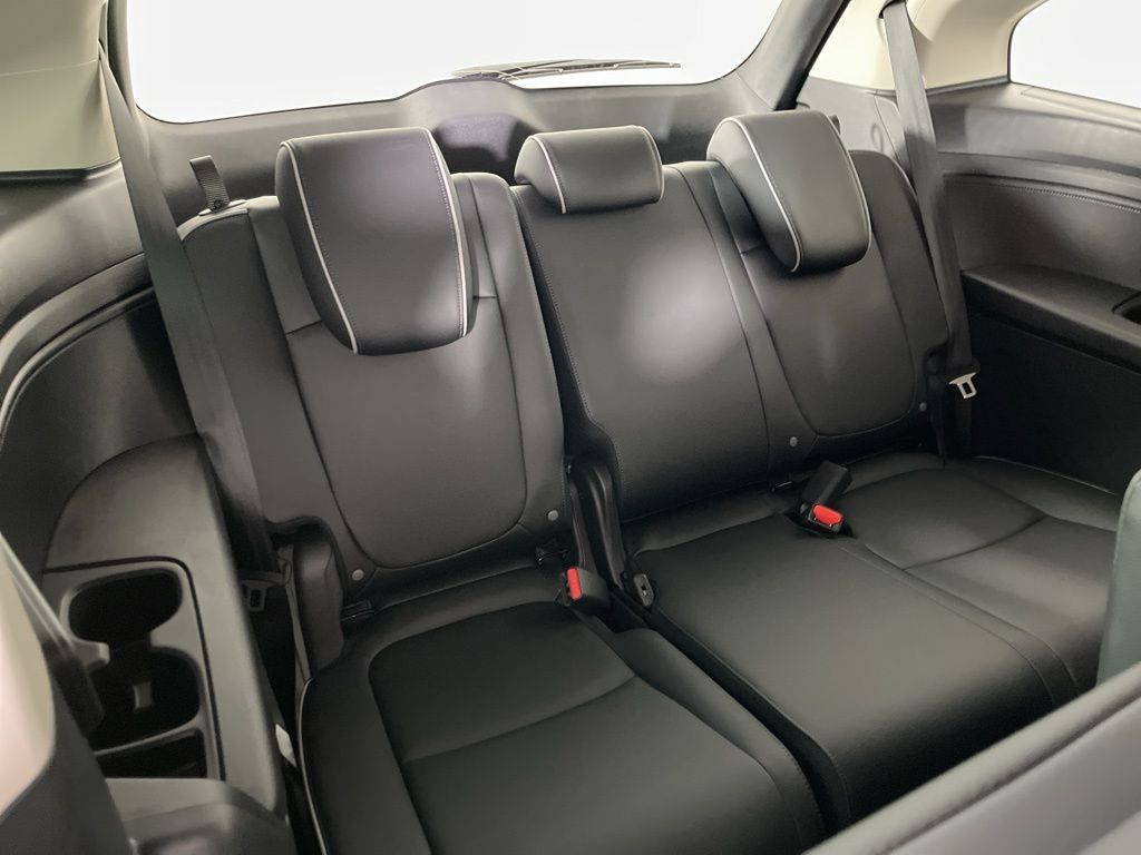 2025 Honda Odyssey Touring 14