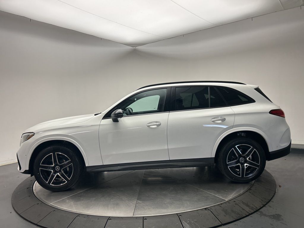 Thumbnail: 2026 Mercedes-Benz GLC - 4