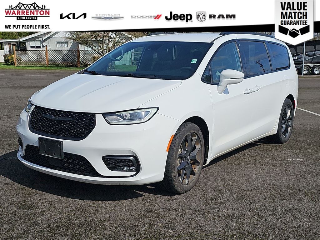 2022 Chrysler Pacifica Touring L