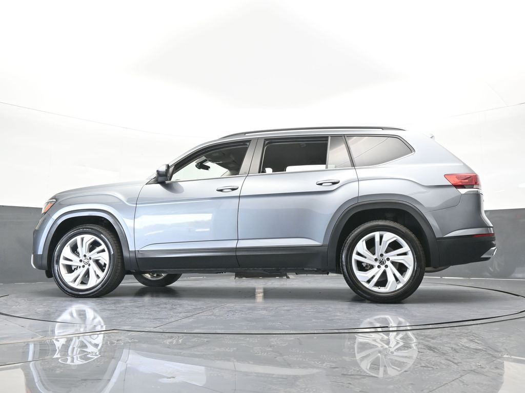 Used 2021 Gray Volkswagen 3.6L V6 SE w/Technology image 56