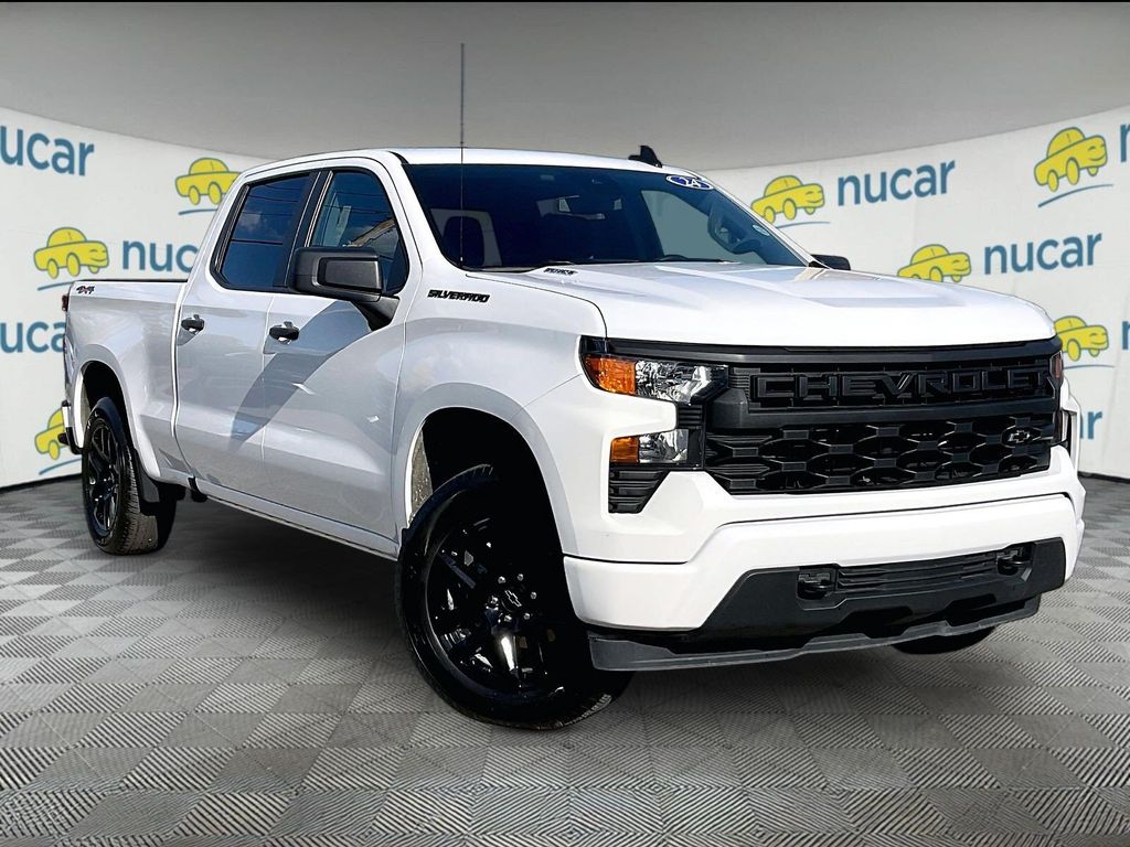 Summit White 2024 Chevrolet Silverado 1500 Pickup Truck Four-Wheel Drive 8-Speed Automatic