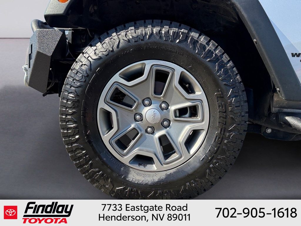 Used 2017 Jeep Wrangler SUV