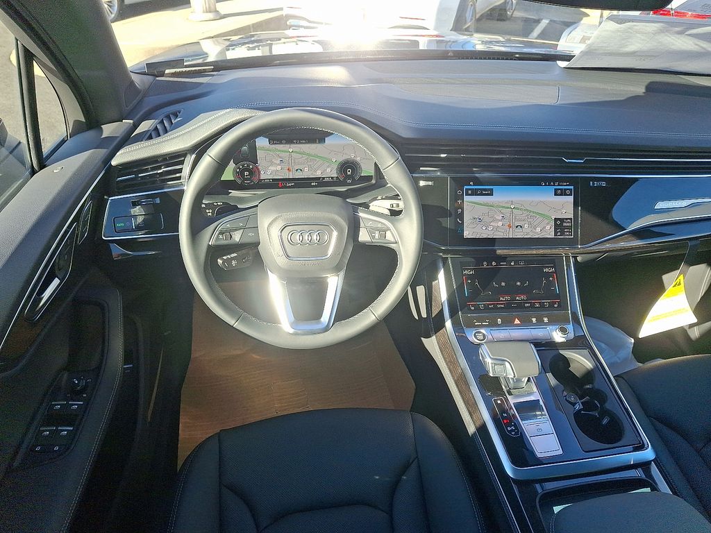 Thumbnail: 2026 Audi Q7 - 8