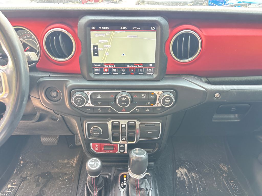 Certified Used 2020 Silver Jeep Rubicon image 22