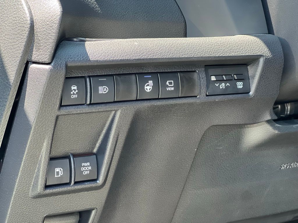 Used 2026 Toyota Sienna Van