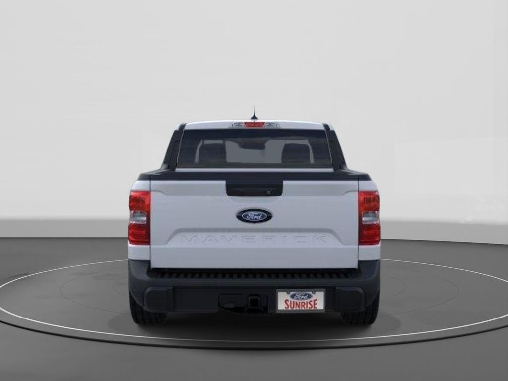 New 2026 Ford Maverick XLT 4D Crew Cab