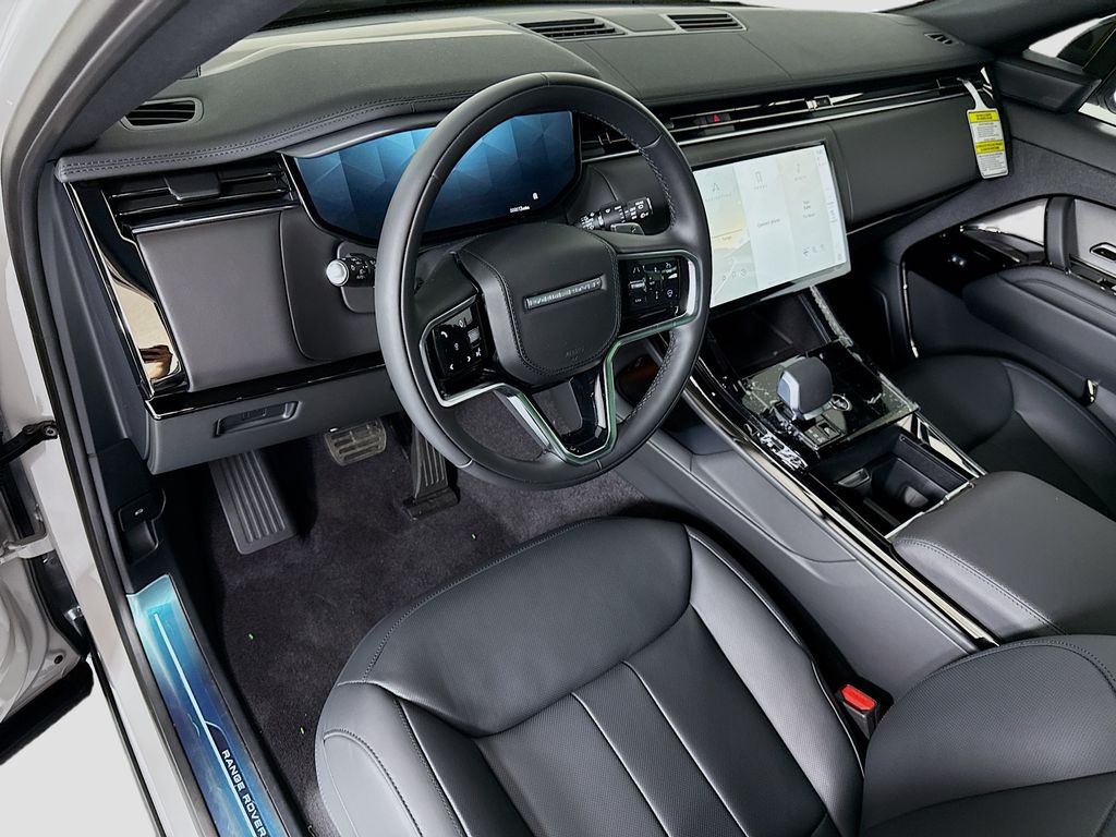 Thumbnail: 2026 Land Rover Range Rover Sport - 10