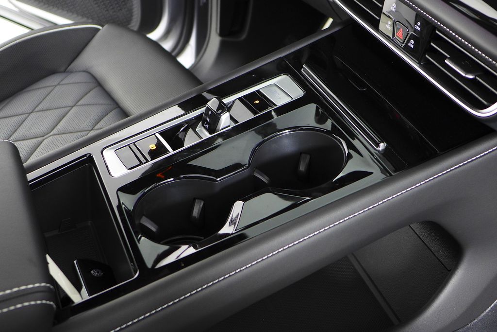 Thumbnail: 2025 Volkswagen Atlas - 15