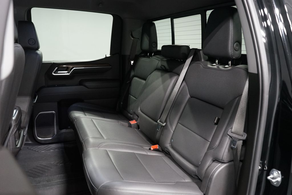 Thumbnail: 2024 Chevrolet Silverado 1500 - 30